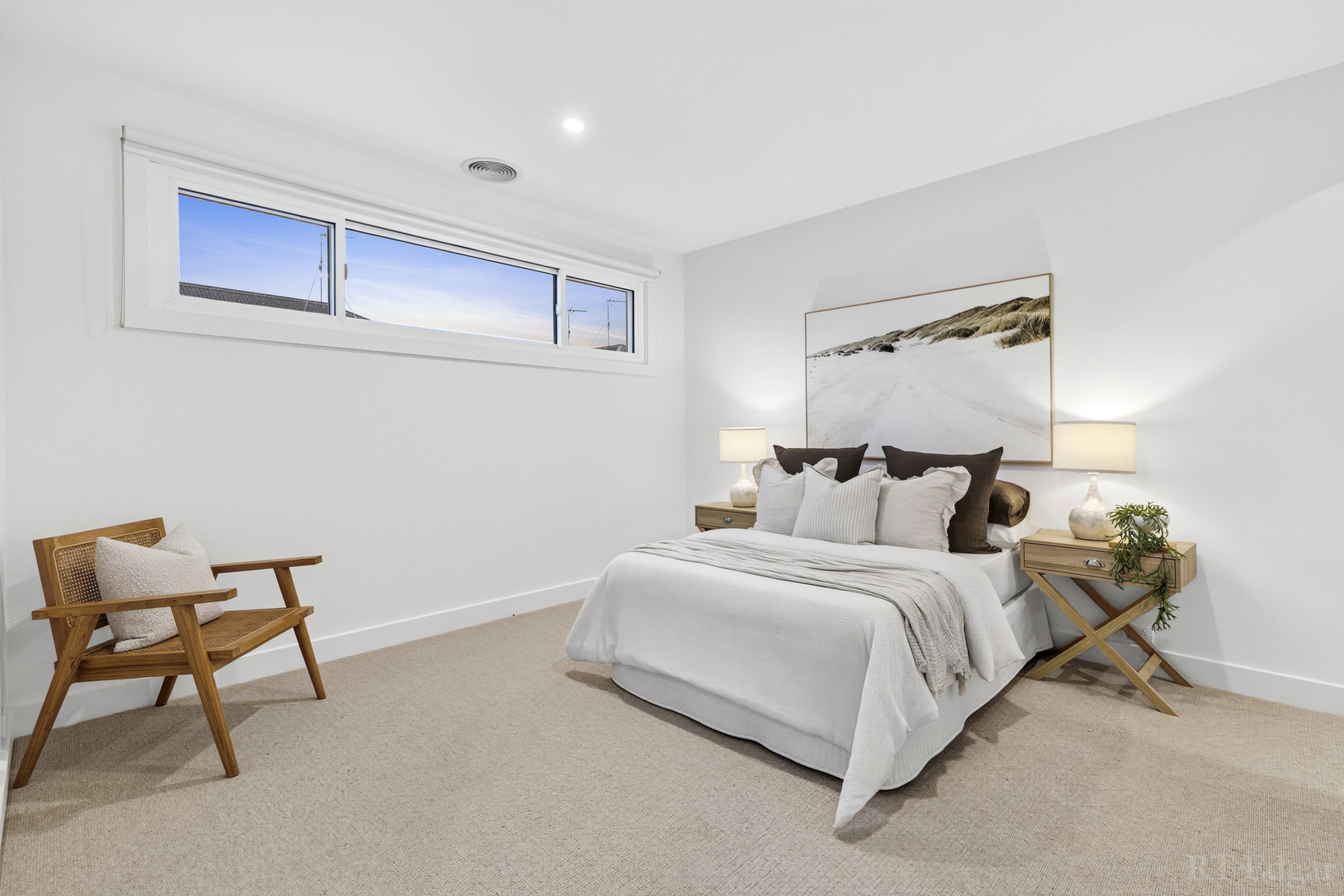 Thorn Street custom home photo 20